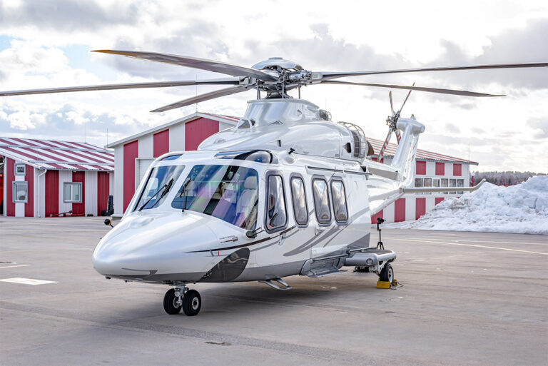 AW139